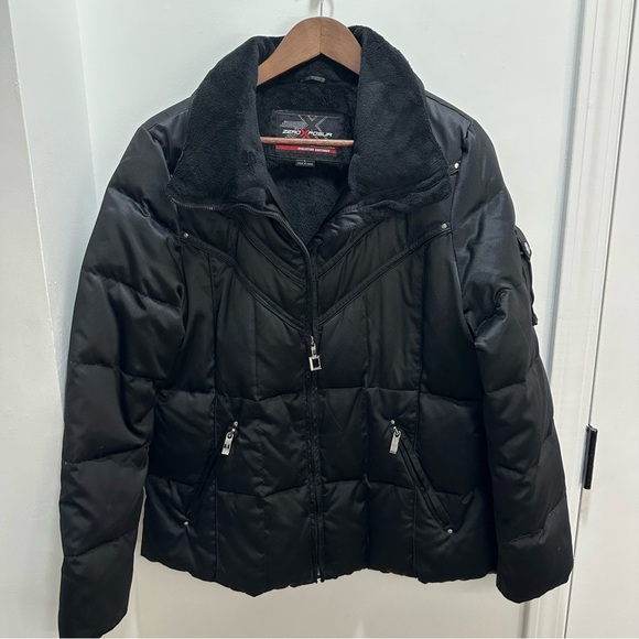 ZeroXposur Black Puffer Jacket with Faux Fur Trim - Picture 2 of 6